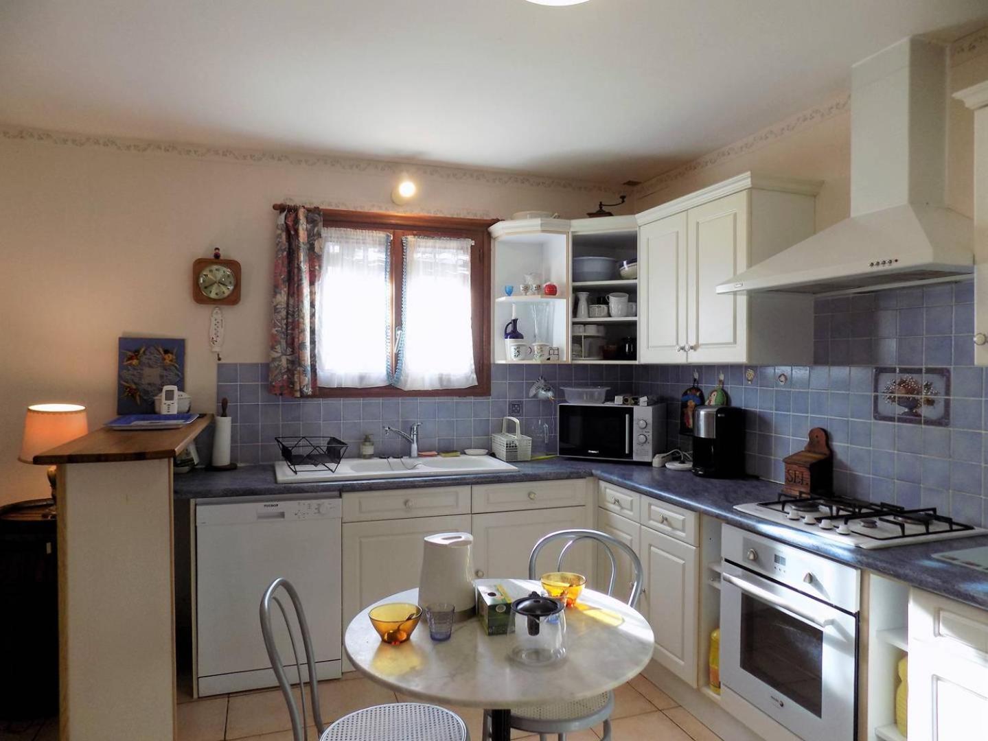 Royan - MAISON de PLAIN-PIED avec jardin clos - QUARTIER RESIDENTIEL Extérieur photo